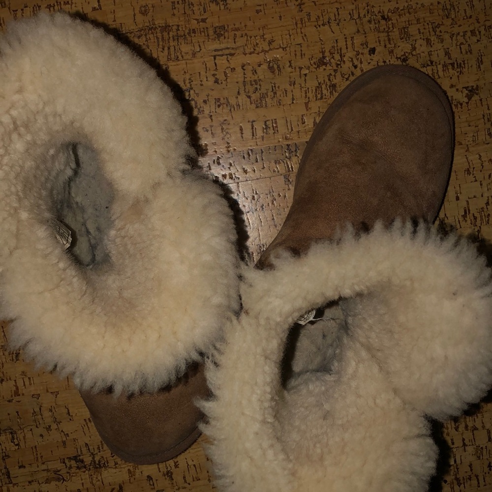 Ugg Camel Color Size 7 - image 8